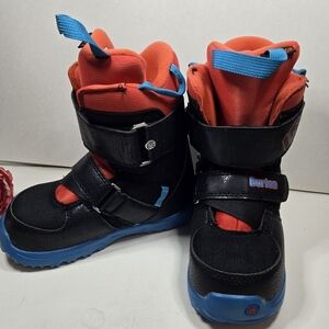 Burton Mini-Grom Kids' Black and Blue Snow Boots. Burton Snowboard Boots for Kid